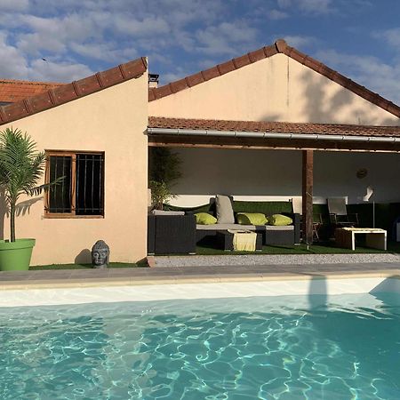 Maison Piscine Et Jacuzzi Saint-Germain-des-Fosses Zewnętrze zdjęcie